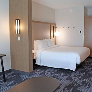 King Suite Hearing accessible
